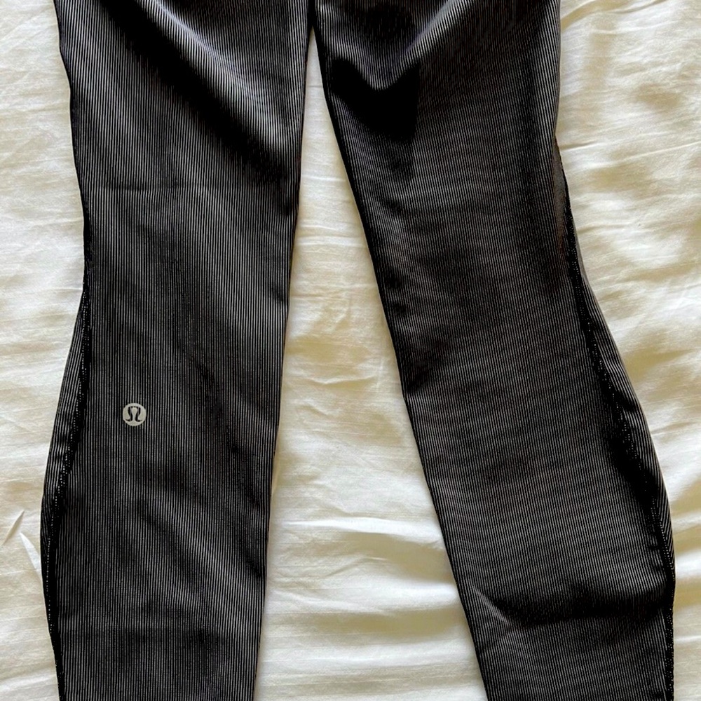 Lululemon Leggings Base Pace High-Rise Tight  Charcoal ,SIZE 2 NO TAG,